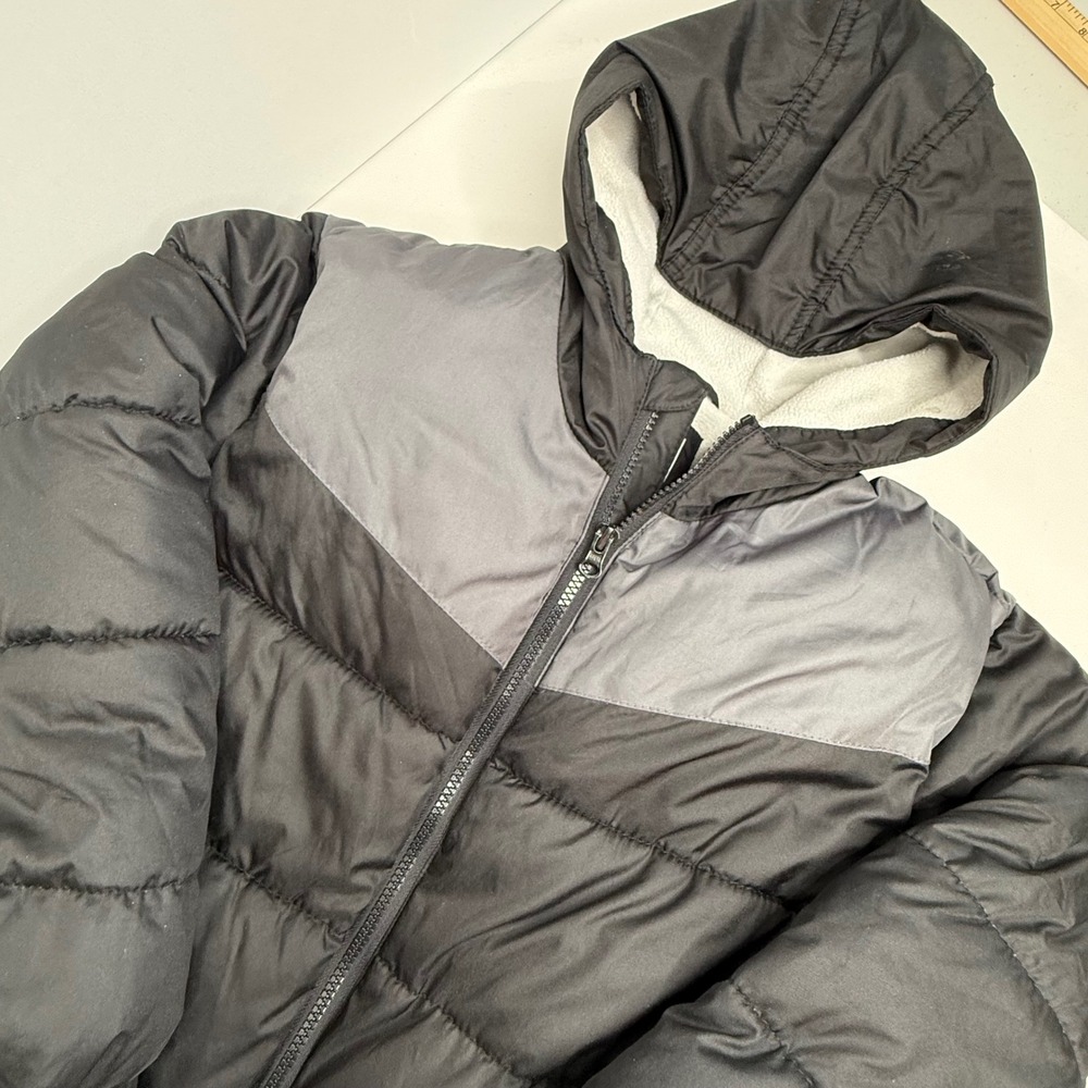 Old Navy Kids Black Grey Colorblock Fleece Lined Hooded Puffer Jacket L 10-12‎